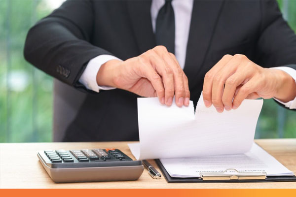 Как снять арест с имущества, наложенный судебным приставом?